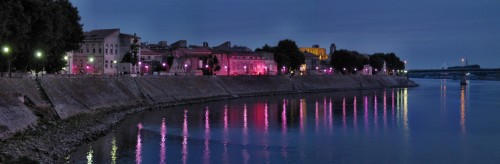 France_Arles_Reattu_LaCroix_2008.jpg