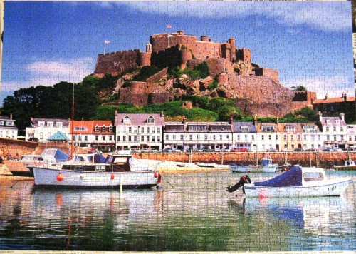 Mont Orgueil castl. Jersey 1000 in.jpg