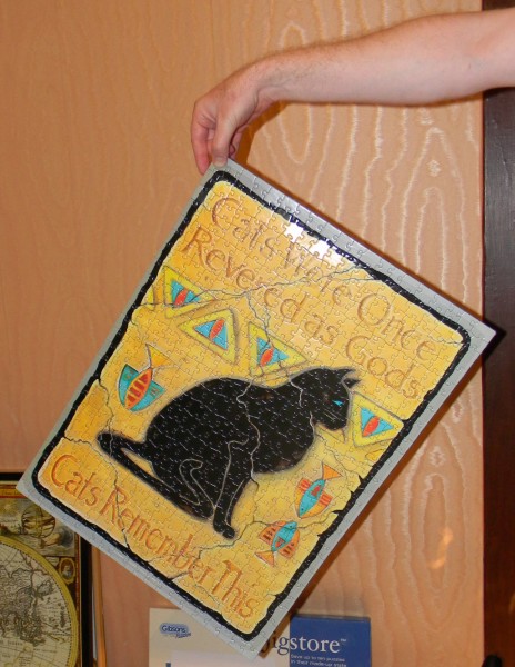 так сказать - взял за шкирку...