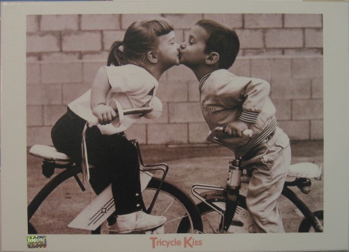 Tricycle Kiss Tomax 500 коробка.jpg